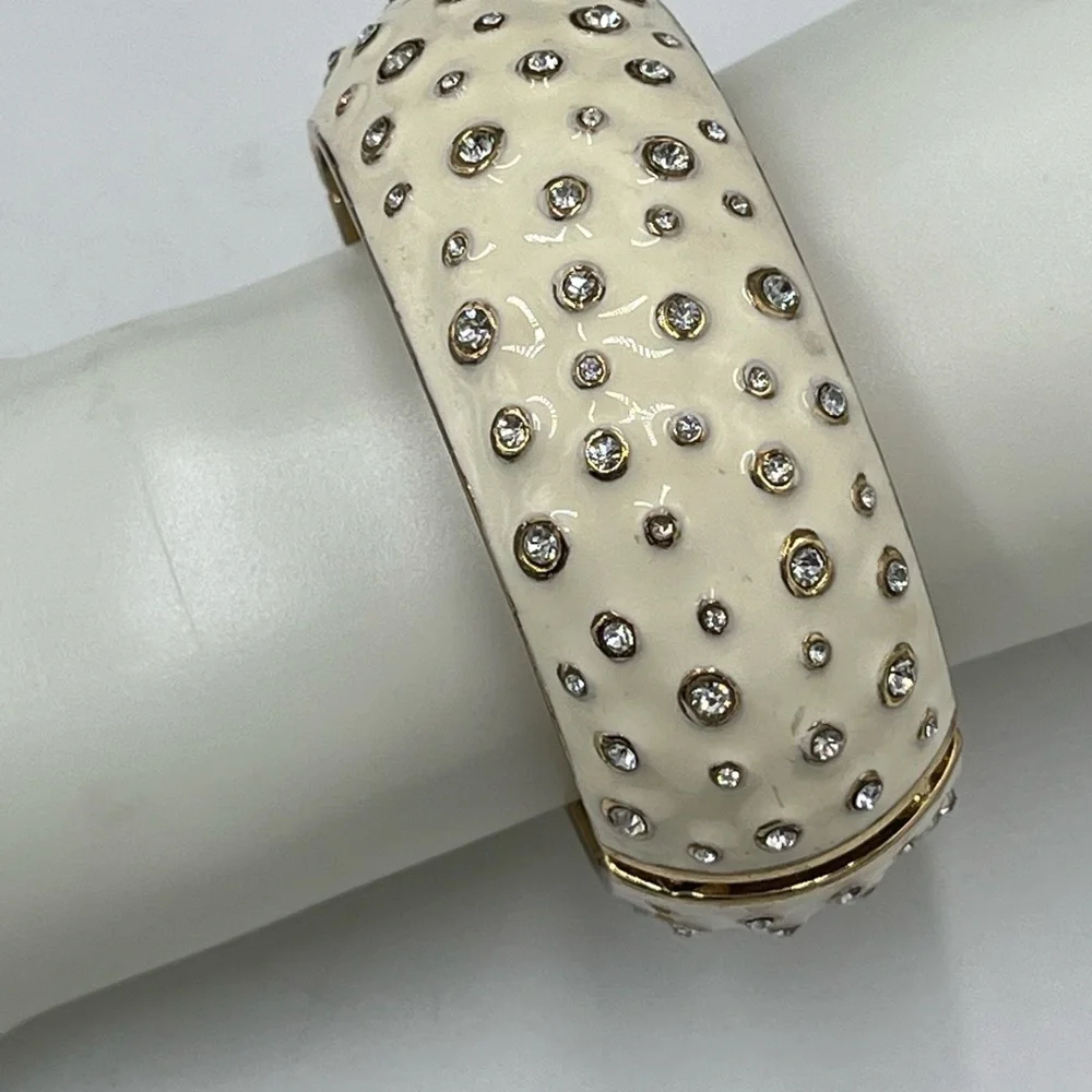 Banana Republic Cream Enamel Crystal Gold Hinge Women's Bangle‎